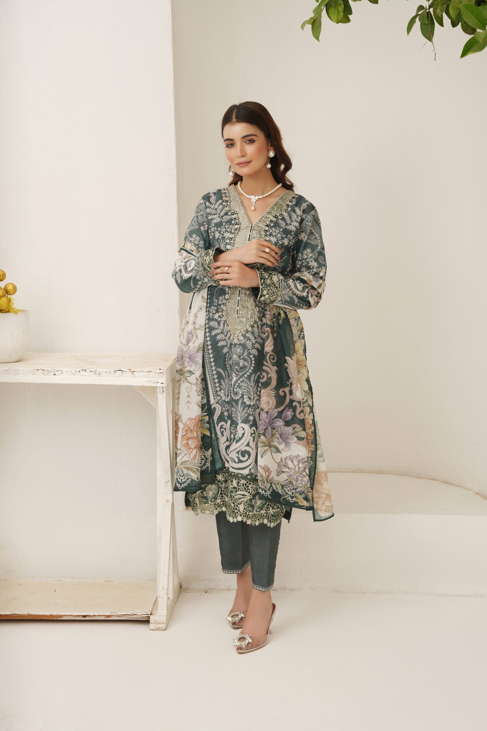 3 Piece Grip suit (Pret) - Image 4