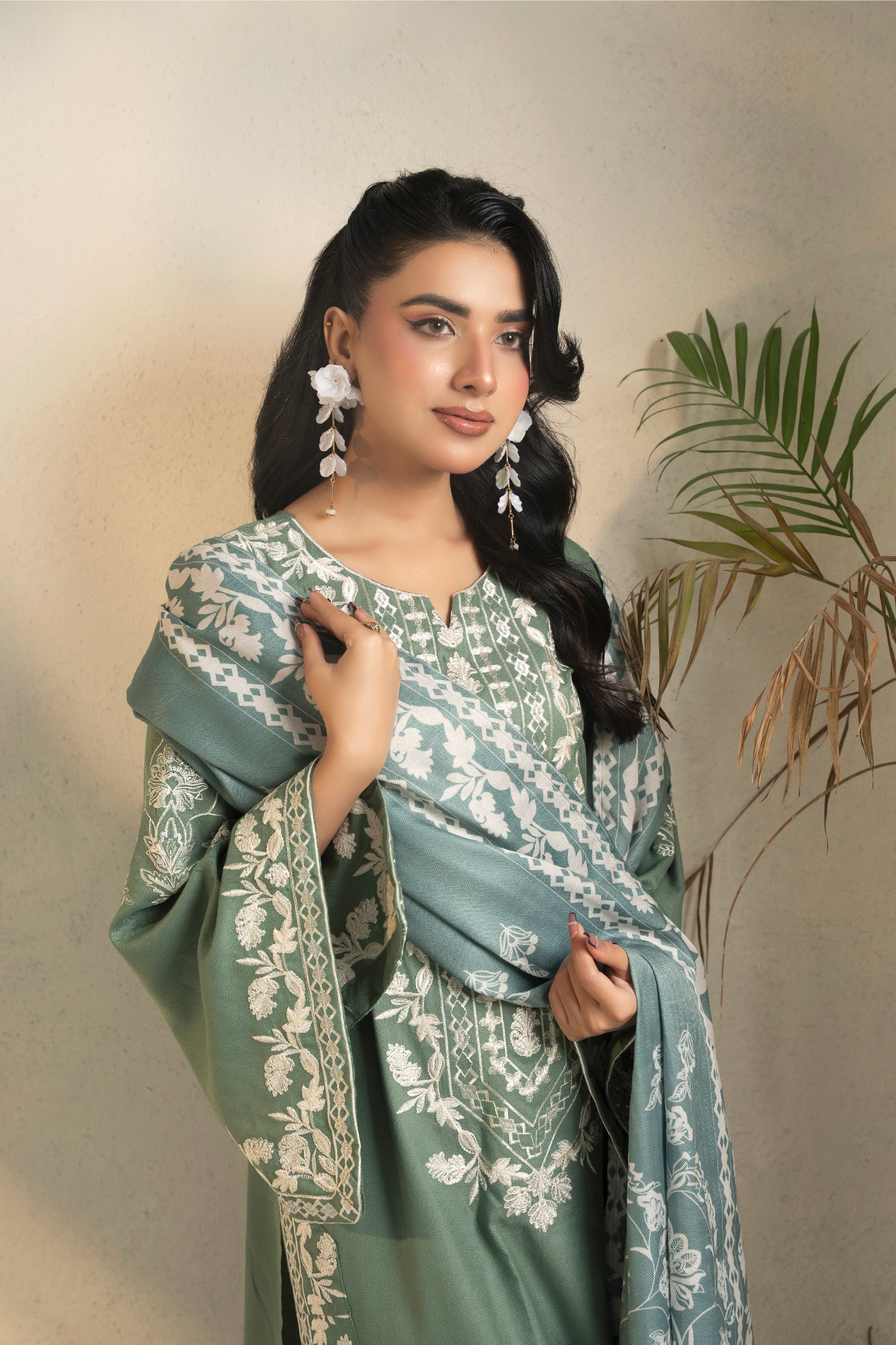 3 Piece Dhanak suit (Pret) - Image 3
