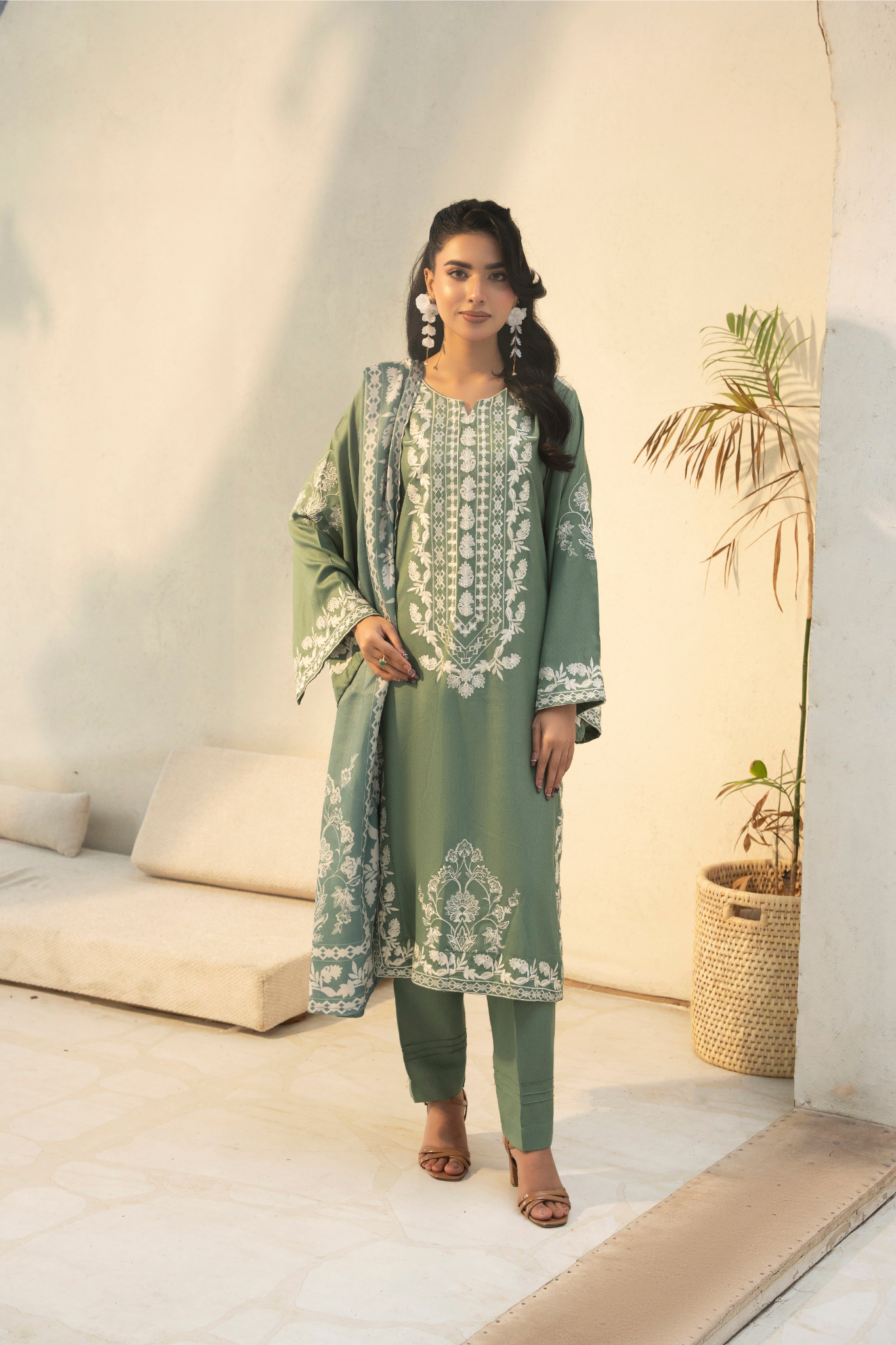 3 Piece Dhanak suit (Pret) - Image 4